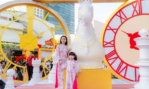 VIDEO: Lộ diện dàn tiểu cảnh hình tượng ngựa tại Lễ hội Tết Việt 2026