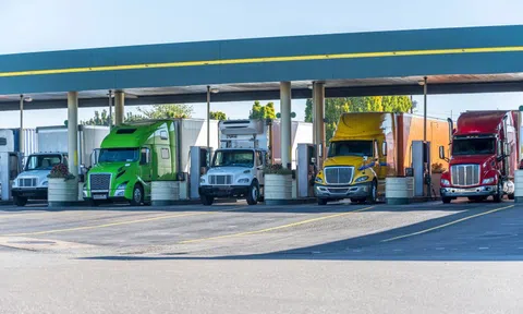 Đảo chiều chính sách, Mỹ chuẩn bị nới lỏng tiêu chuẩn nhiên liệu