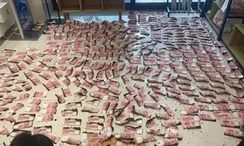 Hơn 1,4 tỷ đồng tiết kiệm của 2 cụ già bị cháy, ngân hàng giải cứu suốt 15 ngày