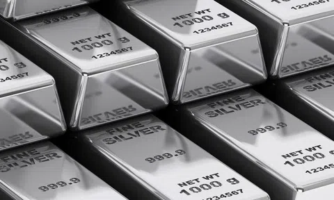 Sáng 3/2: Giá bạc Thượng Hải hồi phục sau cú lao dốc, vẫn cao hơn 12 USD so với sàn COMEX