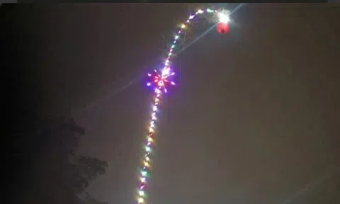 Dựng cây nêu đón Tết, hai vợ chồng bị điện giật