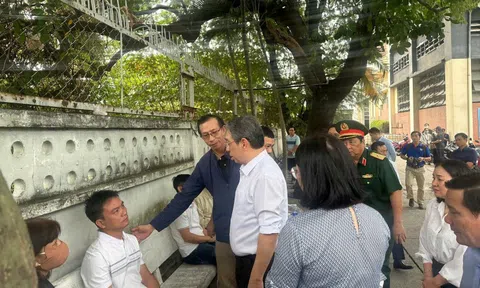 Vụ cháy 3 người tử vong: Phó Bí thư Thành ủy TPHCM Nguyễn Phước Lộc chia buồn với gia đình nạn nhân