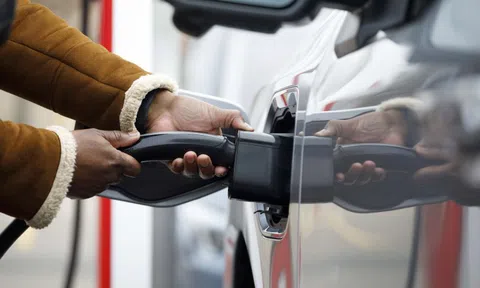 Hãng pin Trung Quốc trấn an người dùng thích sạc nhanh