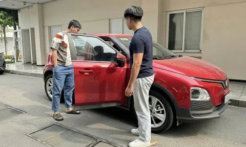 Nhộn nhịp cho thuê xe điện dịp Tết