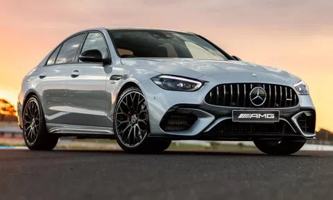 Mercedes-AMG C 63 sử dụng động cơ 4 xy-lanh chính thức bị khai tử