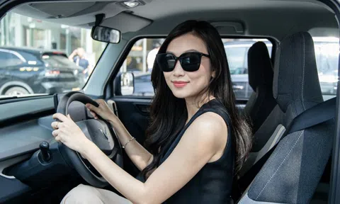 Tự lái ôtô hay đi máy bay về quê đón Tết?