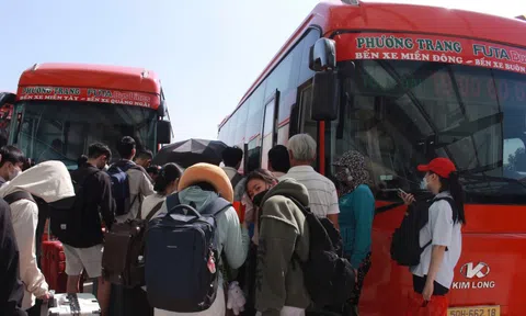 Cao điểm cận Tết, Bến xe Miền Đông mới tăng cường 100 xe mỗi ngày