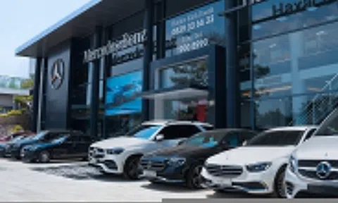 Lãi giảm sâu, nhà phân phối Mercedes lại muốn bán 'đất vàng' TP.HCM