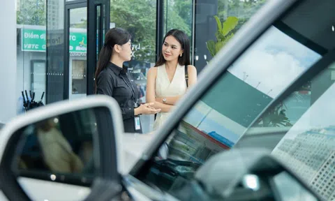 Sát Tết Nguyên đán, nhiều ôtô vẫn khuyến mại cả trăm triệu đồng