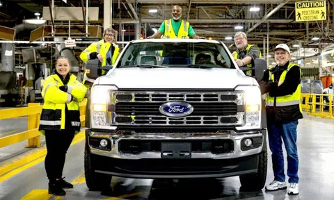 Hãng xe nào là 'vua' triệu hồi?