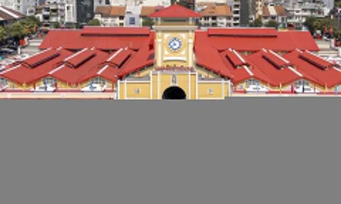 Đơn vị chỉnh trang sẵn sàng đổi màu sơn chợ Bến Thành