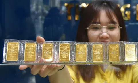 Giá vàng hôm nay 23-2: Tăng nhanh khi vừa mở cửa tuần mới