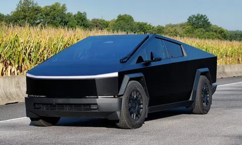 Cổ phiếu Tesla tăng giá sau khi ra mắt Cybertruck 'giá rẻ'