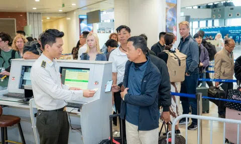 Không còn được dùng bằng lái xe làm thủ tục đi máy bay