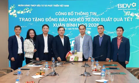 BIDV trao 70.000 phần quà Tết tặng đồng bào nghèo