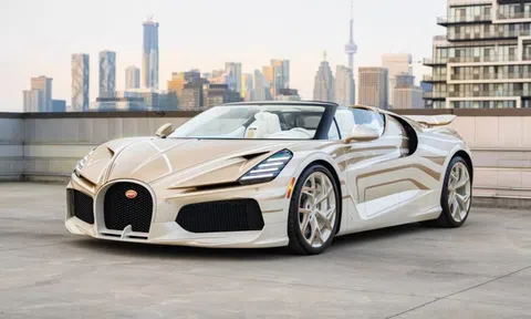Cận cảnh siêu xe Bugatti W16 Mistral La Perle Rare của đại gia Canada