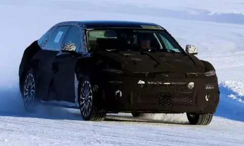 Chiếc sedan sang trọng nhất của Hyundai xuất hiện