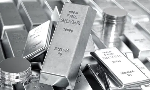 Giá bạc hôm nay 27/2: Bạc thỏi lao dốc 3-4 triệu đồng/kg, bạc Phú Quý còn 88,8 triệu đồng/kg