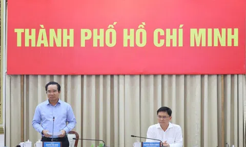 Chủ tịch TP.HCM: Từ nay, chấm dứt tổ chức sự kiện trên đường Lê Lợi