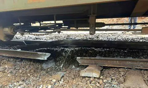 Sự cố đường sắt qua đèo Hải Vân