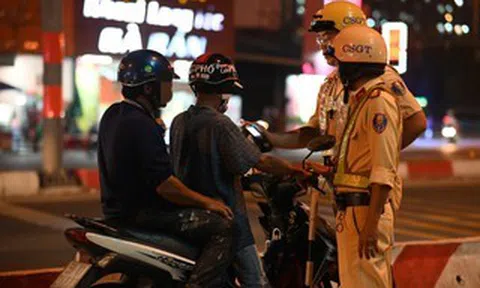 Vi phạm giao thông: Ranh giới phạt tiền - án tù