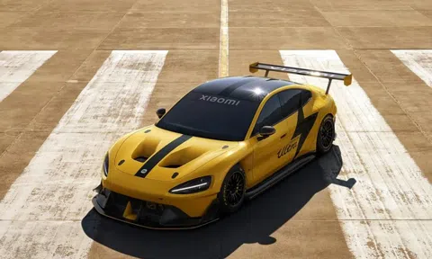 Phần 'lỗ mũi' trên nắp ca-pô Xiaomi SU7 Ultra không còn vô dụng