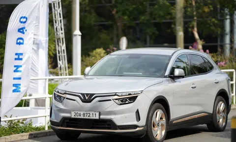 'Nhân bản' giọng nói người thân với trợ lý ảo VinFast 3.0