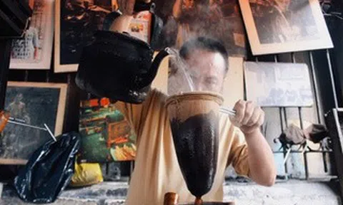 Tìm lại Sài Gòn xưa trong những quán cà phê hơn nửa thế kỷ