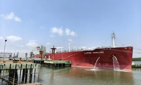 PV GAS nhập gần 38.000 tấn LPG từ Úc, cam kết bảo đảm nguồn cung cho tháng 4