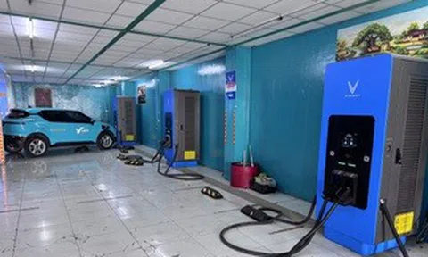 Nhu cầu lắp trạm sạc, tủ đổi pin xe điện tăng cao