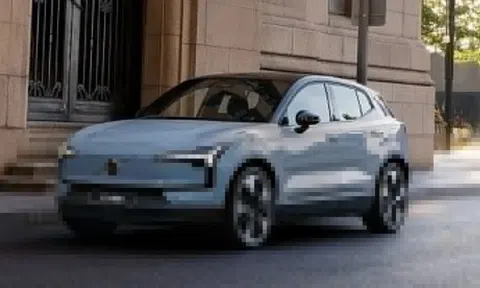 Volvo EX30 giảm giá sau vụ triệu hồi thay pin