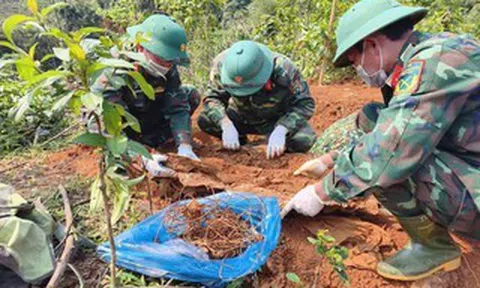 Phát hiện hài cốt liệt sĩ cùng cuộn dây thông tin, tăng võng nguyên bộ