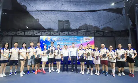 Sôi nổi giải giao hữu Pickleball nhân kỷ niệm 25 năm Tạp chí Đời sống và Pháp luật