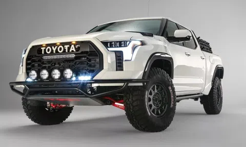 Toyota sắp làm bán tải địa hình cạnh tranh Ford F-150 Raptor