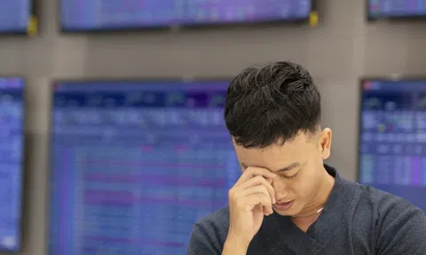 Tiền ngoại rút khỏi sàn chứng khoán Việt 11 phiên liên tiếp