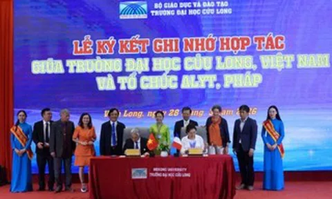 Một trường đại học ở miền Tây hợp tác với đối tác Pháp