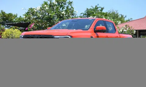 Xe bán tải sẽ 'đắt đỏ' thế nào nếu là ôtô con?