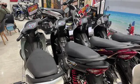 Sức mua xe máy xăng giảm mạnh