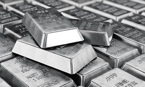Giá bạc hôm nay (27/3): Giá bạc trong nước tiếp đà giảm, bạc thế giới lại phục hồi mạnh