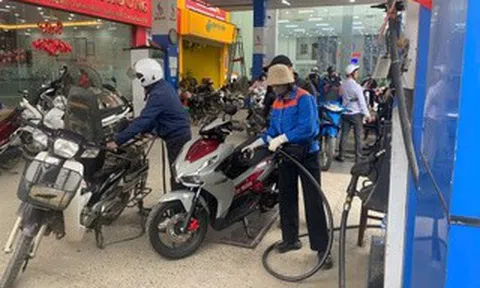 Giá xăng dầu của Việt Nam so với khu vực thế nào?