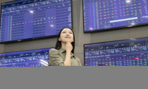 Gần 500 cổ phiếu tăng điểm sáng nay