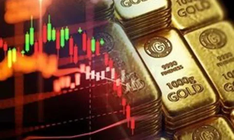 Giá vàng vọt tăng, dầu mỏ 'diễn biến lạ'
