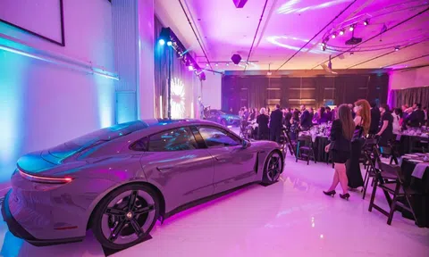 Cổ đông 'vã mồ hôi' với chiến lược xe điện của Porsche