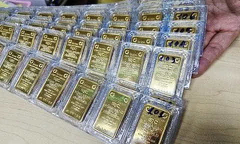 Vì sao giá vàng trong nước cao hơn thế giới tới 30 triệu đồng/lượng?