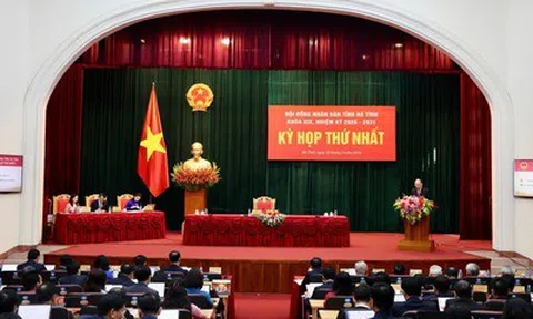 Hà Tĩnh: Thúc đẩy tăng trưởng kinh tế nhanh và bền vững, phấn đấu tăng trưởng bình quân trên 10%/năm