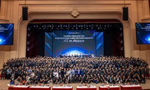 Vingroup lần đầu mở khoá đào tạo 20.000 người, học xong có thể làm cho tỷ phú Phạm Nhật Vượng với thu nhập tới 50 triệu/tháng
