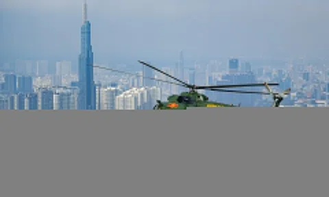 TP.HCM tăng trưởng 8,27% quý I, mạnh nhất 5 năm