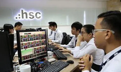 Chứng khoán HSC ước lãi quý 1/2026 tăng 26%, trình loạt phương án tăng vốn thêm gần 5.000 tỷ