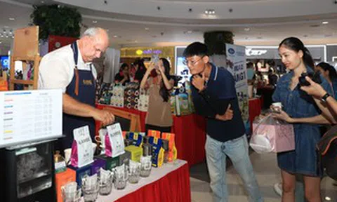 Không thể mãi xuất khẩu cà phê thô (*): Cần chiến lược bài bản