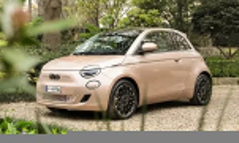 Xe điện này ế ẩm tại Mỹ, đắt hàng ở Canada